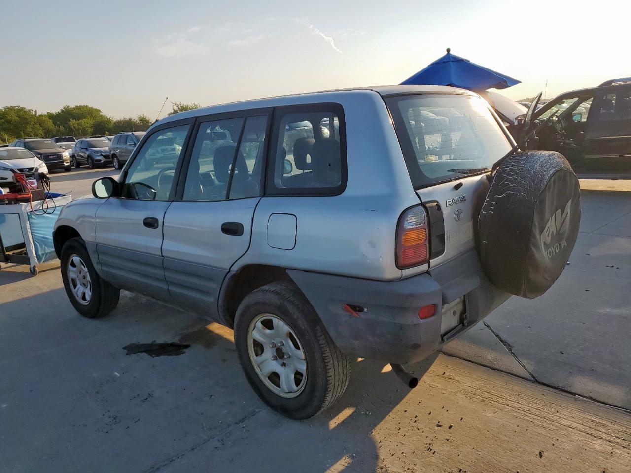 1998 TOYOTA RAV4