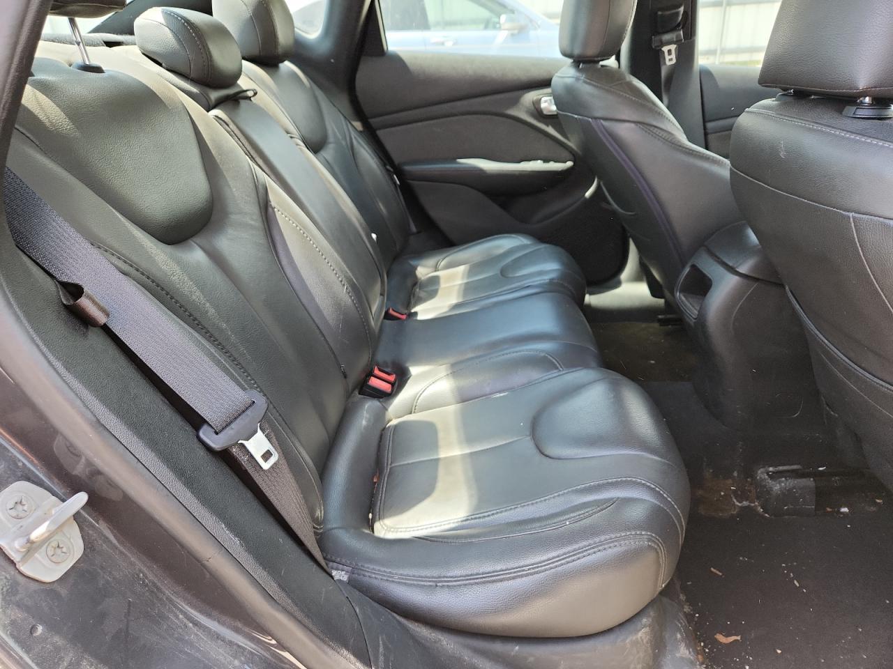 2013 DODGE Dart