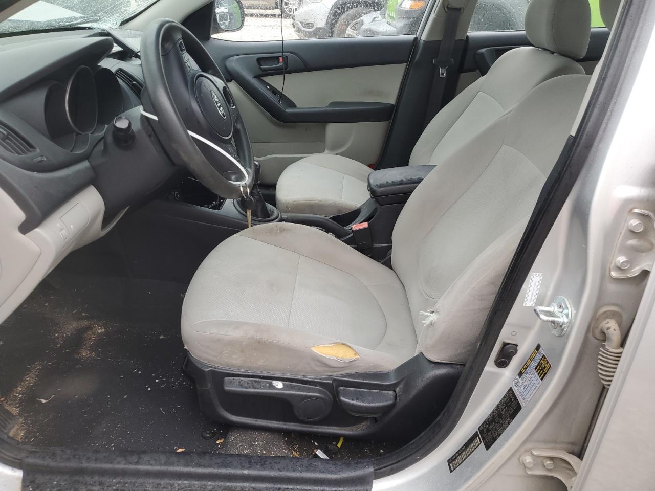 2010 KIA FORTE