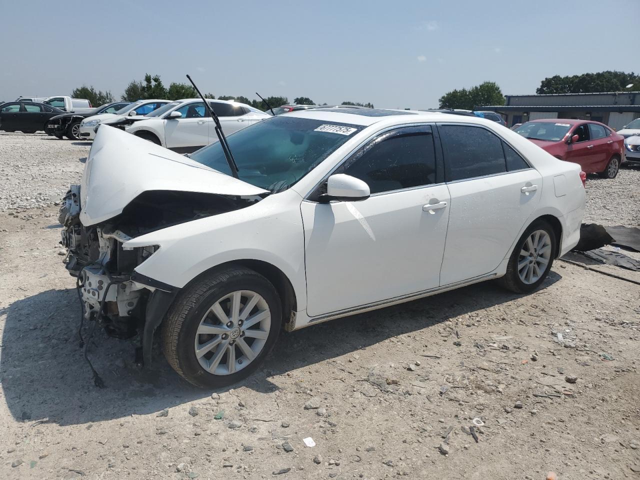 2014 TOYOTA CAMRY