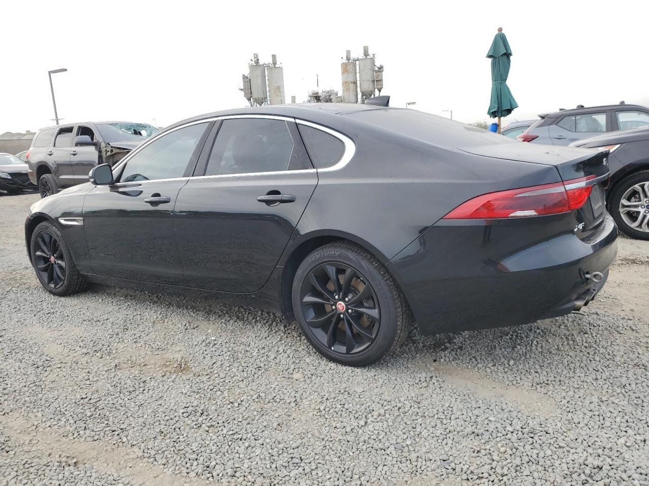 2017 JAGUAR XF