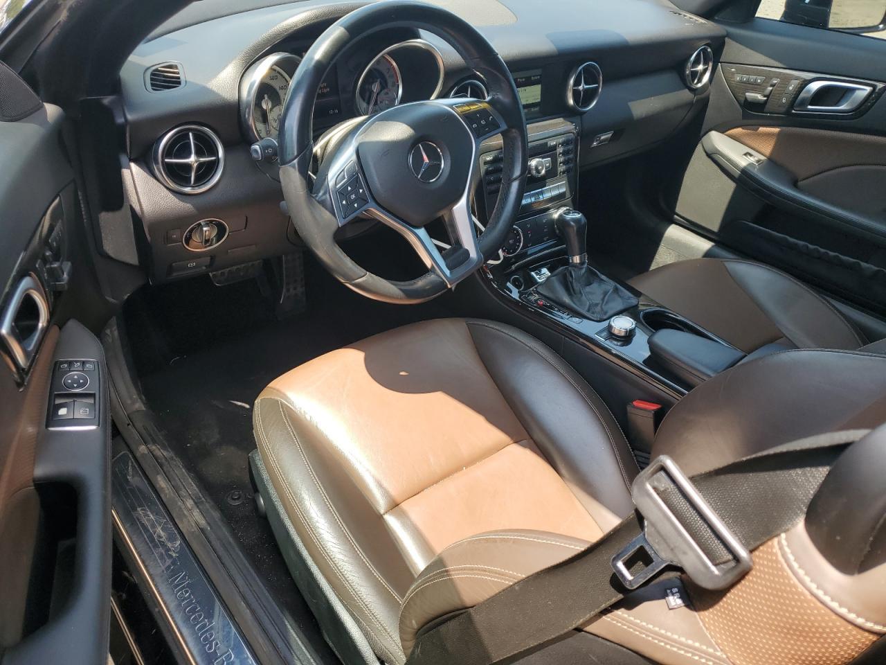 2015 MERCEDES-BENZ SLK-Class