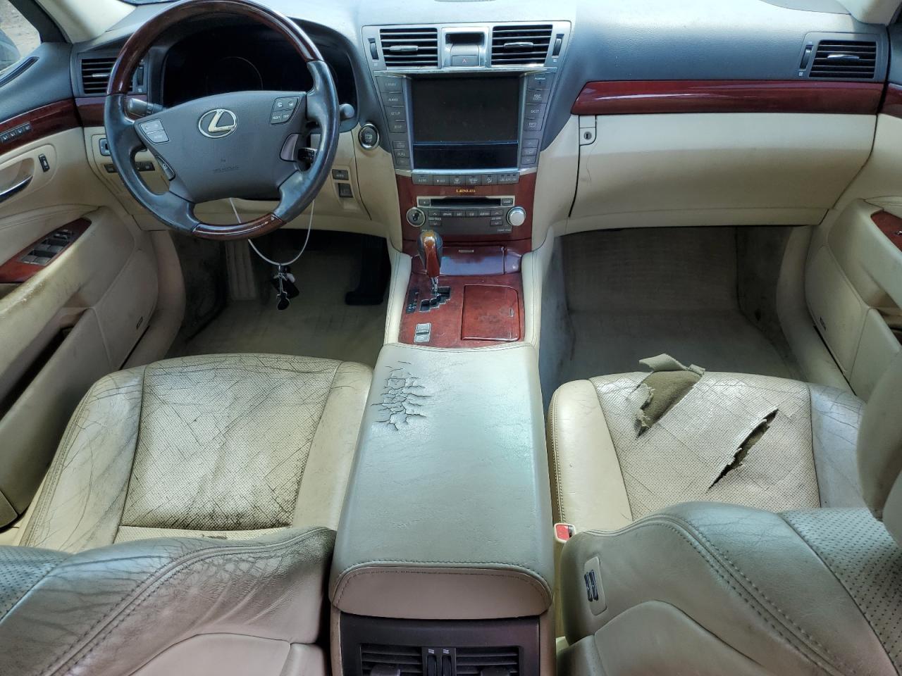 2011 LEXUS LS 460