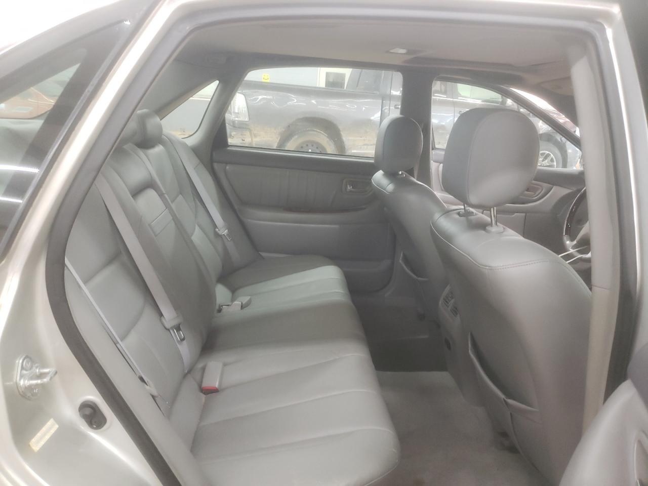 2003 TOYOTA Avalon