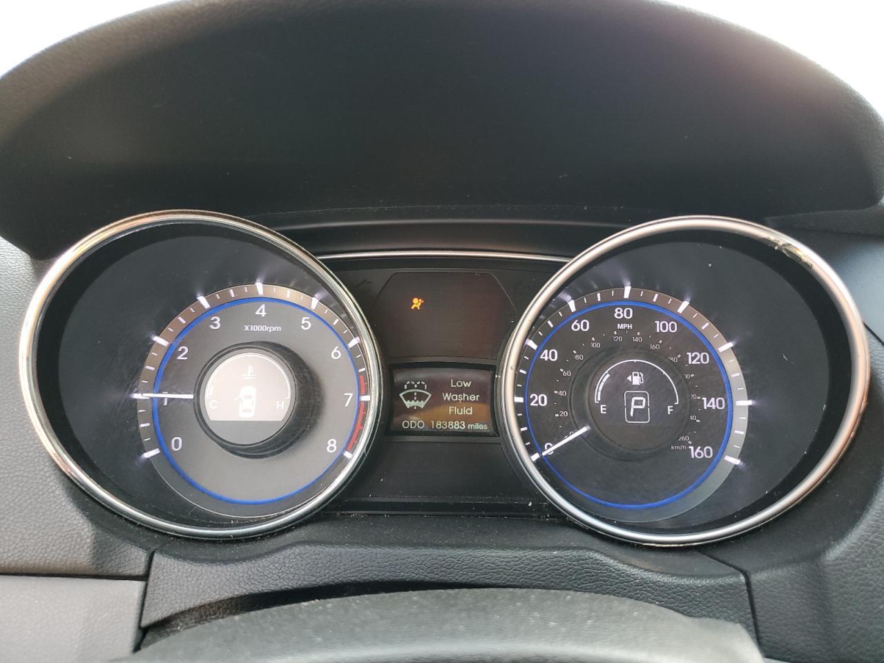 2011 HYUNDAI SONATA