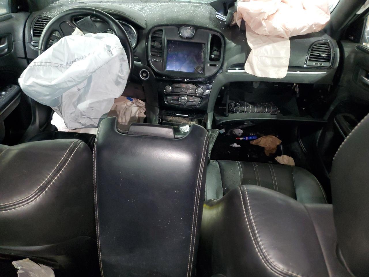 2022 CHRYSLER 300