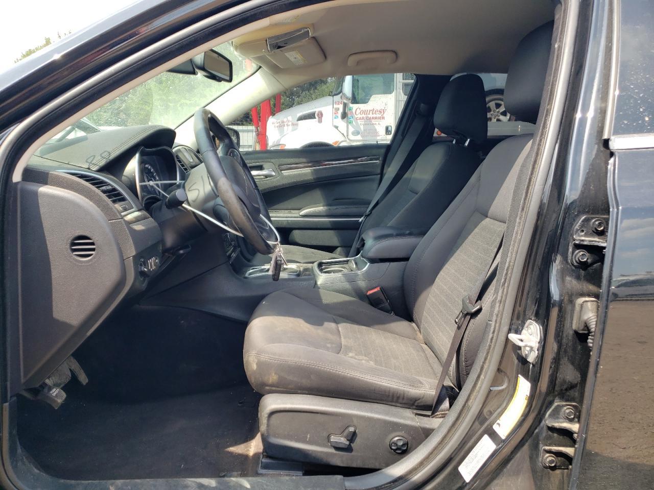 2016 CHRYSLER 300