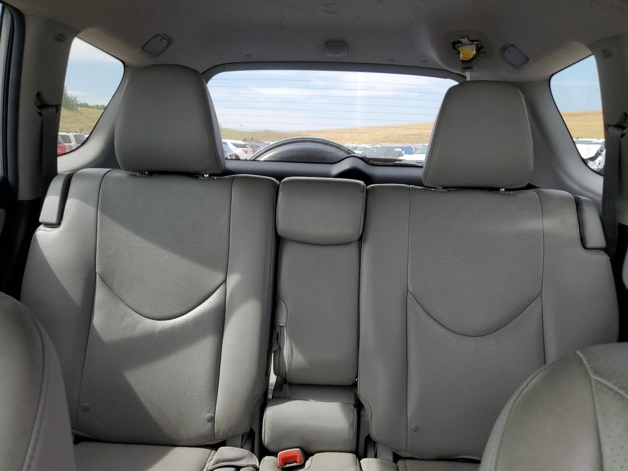 2011 TOYOTA RAV4