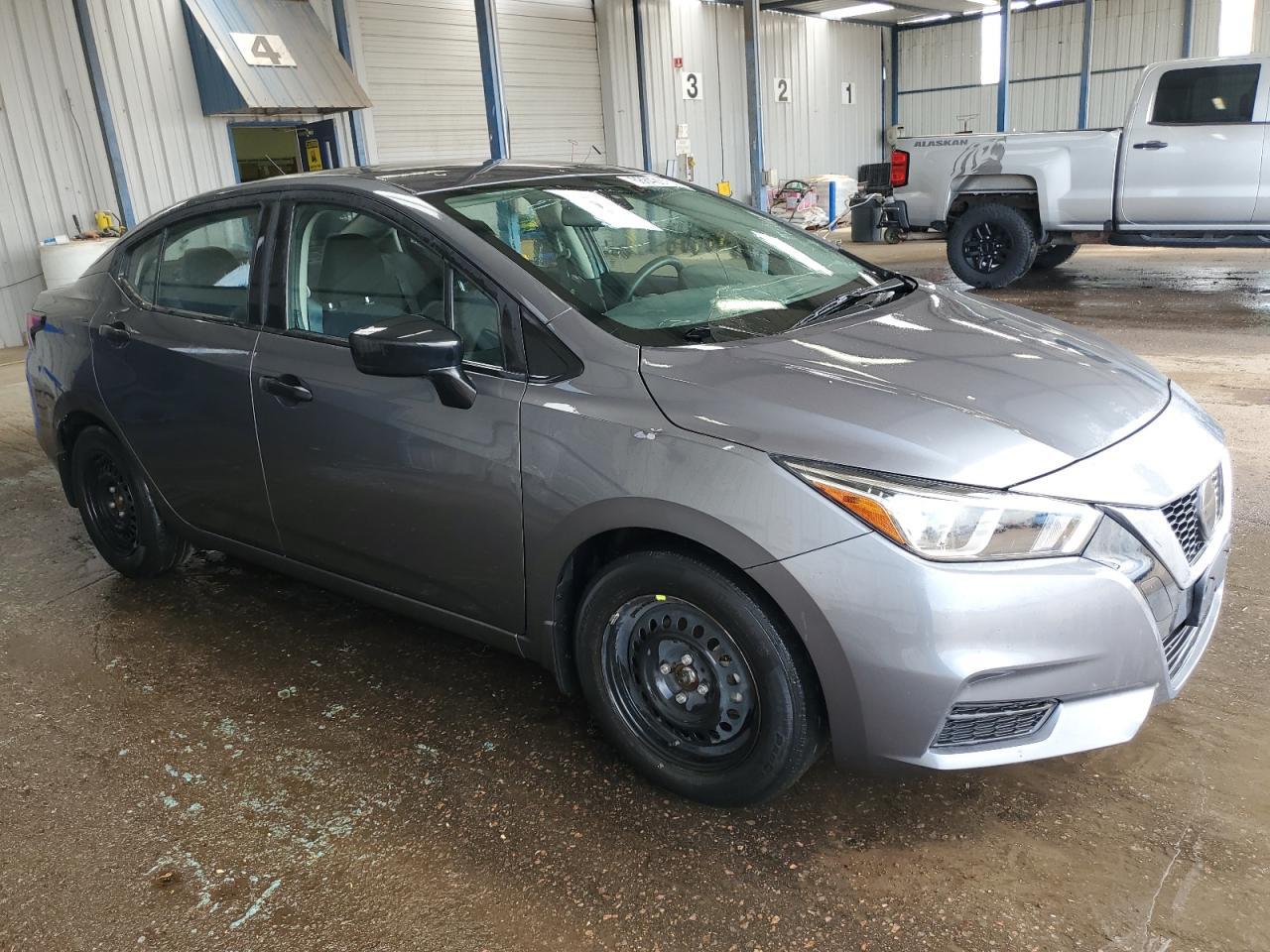 2021 NISSAN VERSA