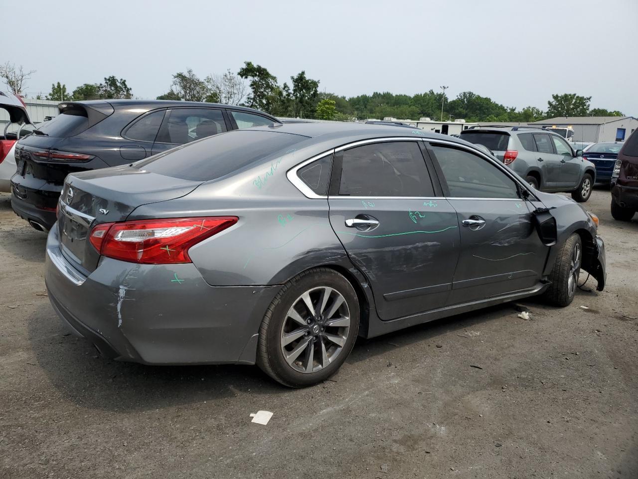 2017 NISSAN ALTIMA