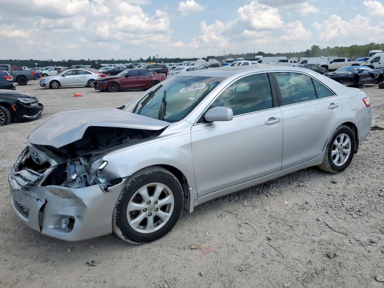 2011 TOYOTA CAMRY
