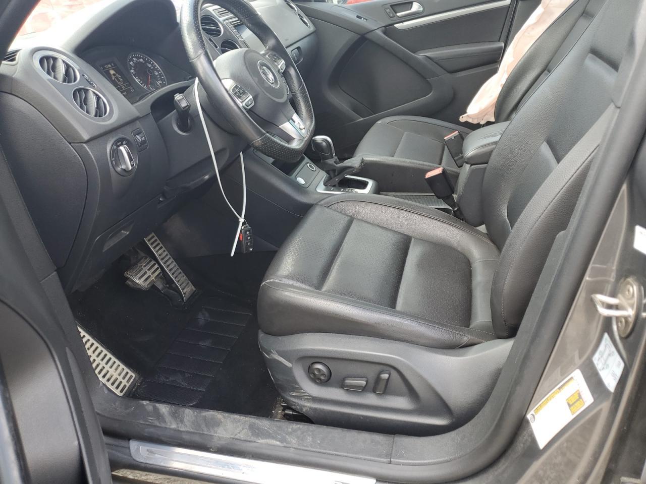 2016 VOLKSWAGEN TIGUAN