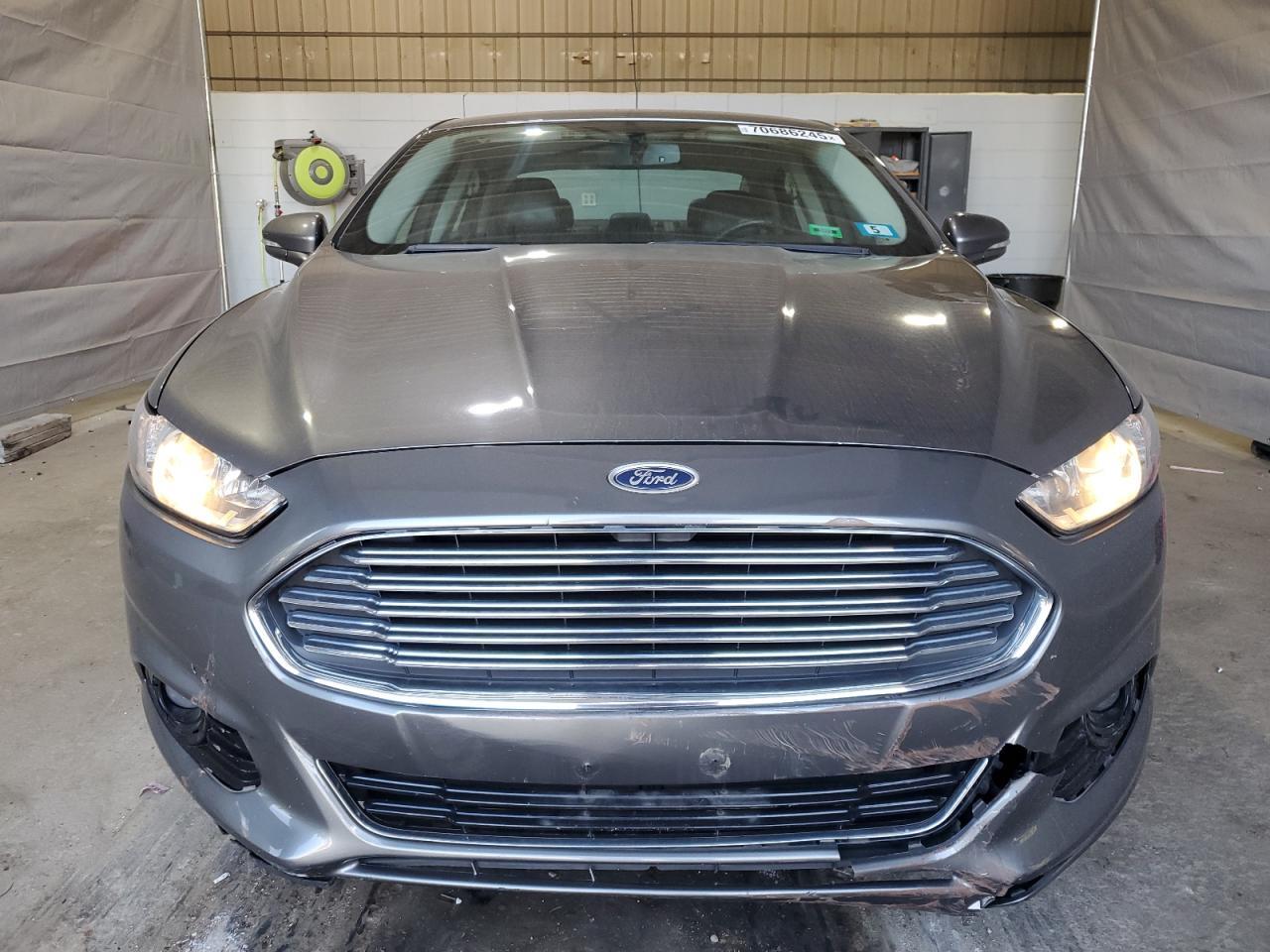 2013 FORD FUSION