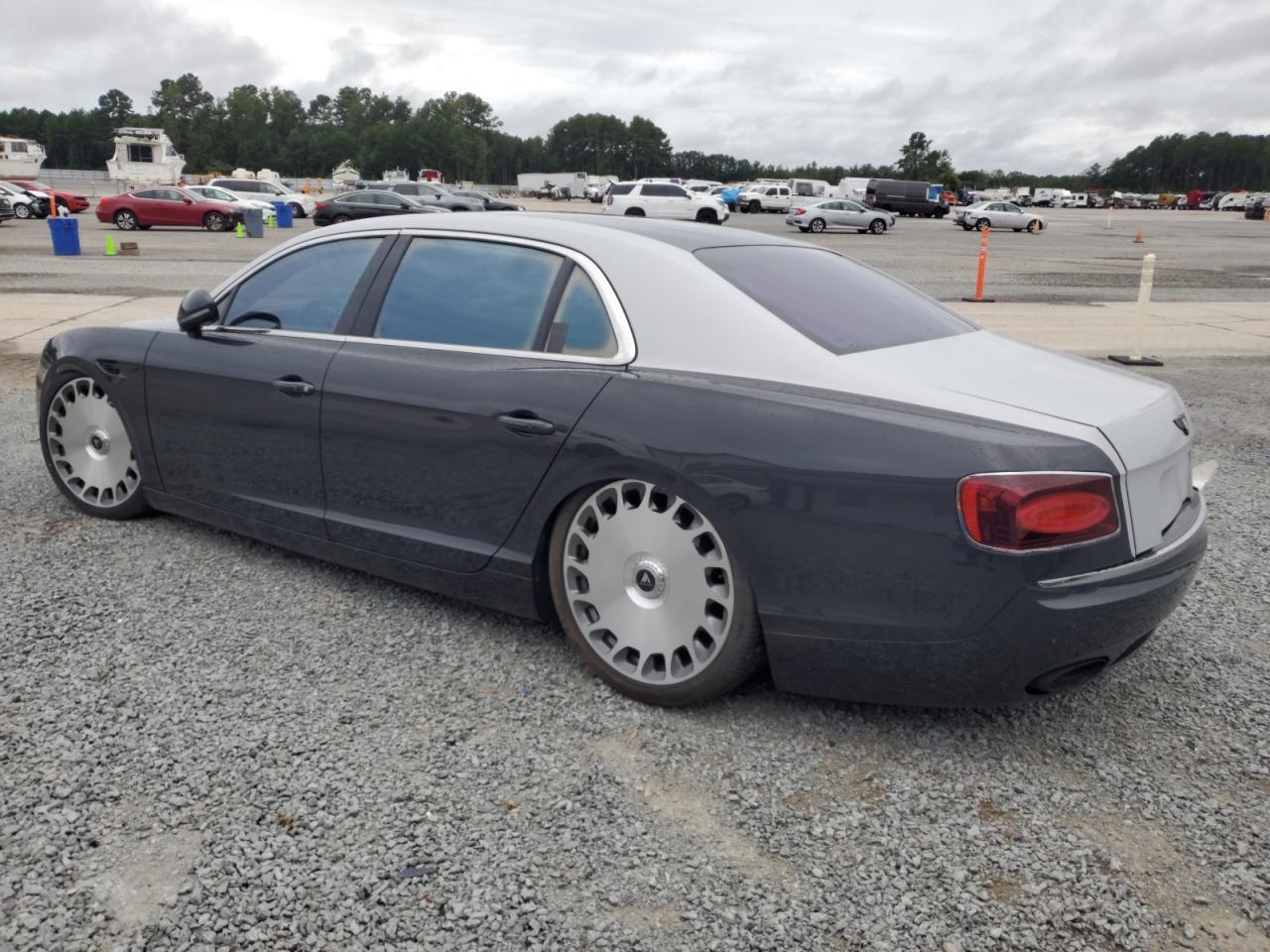 2014 BENTLEY Flying Spur