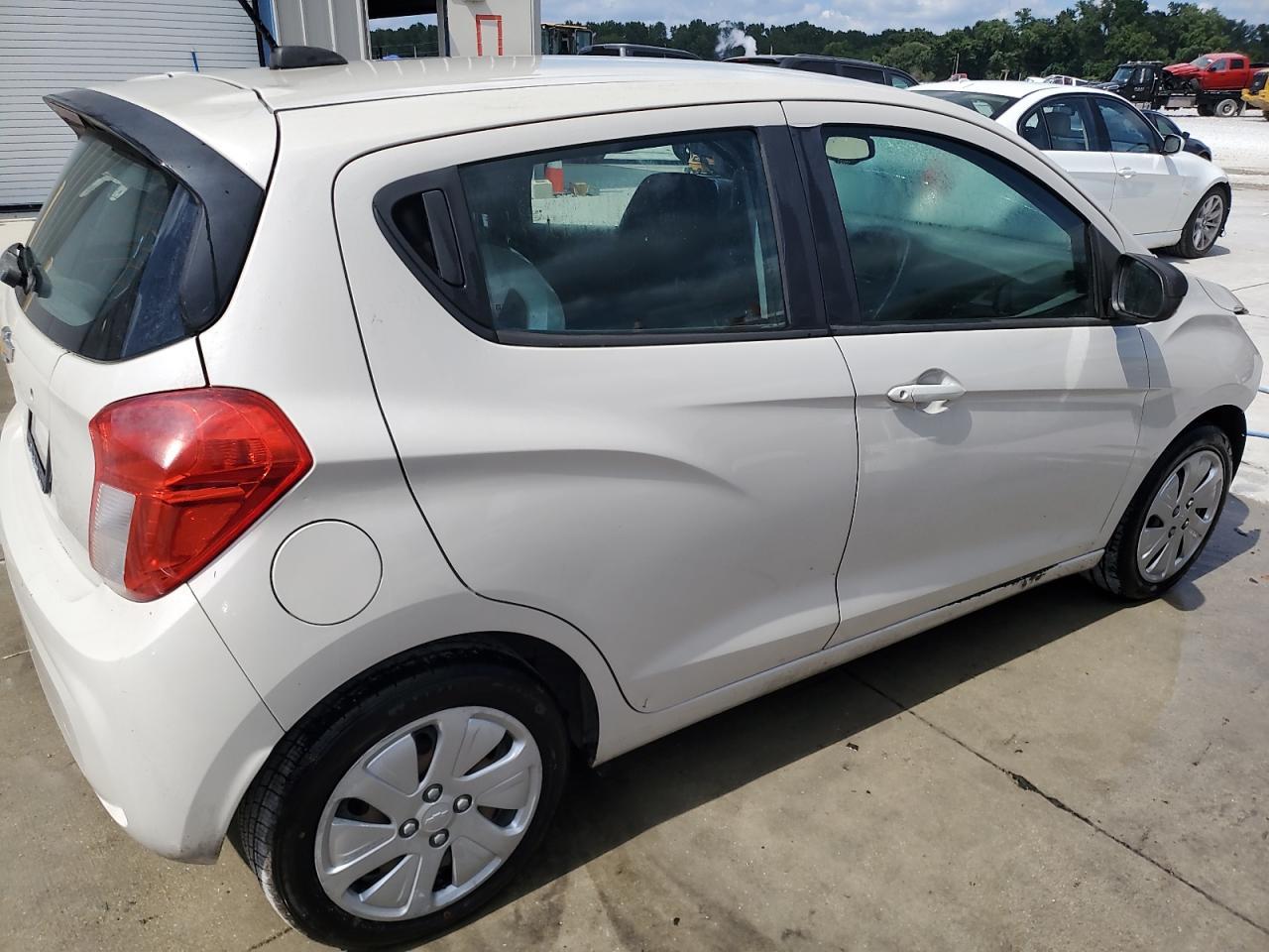 2017 CHEVROLET Spark