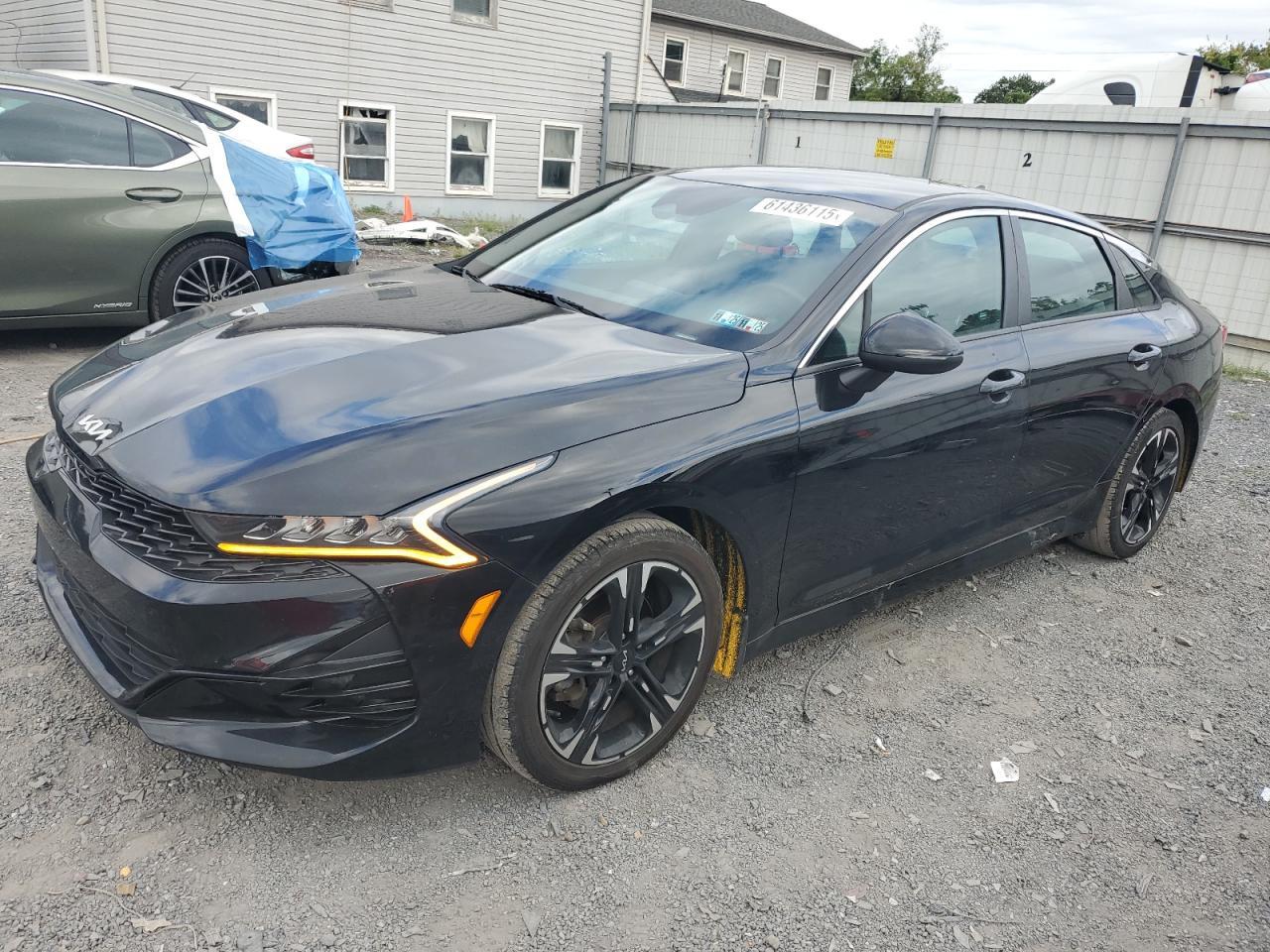2022 KIA K5