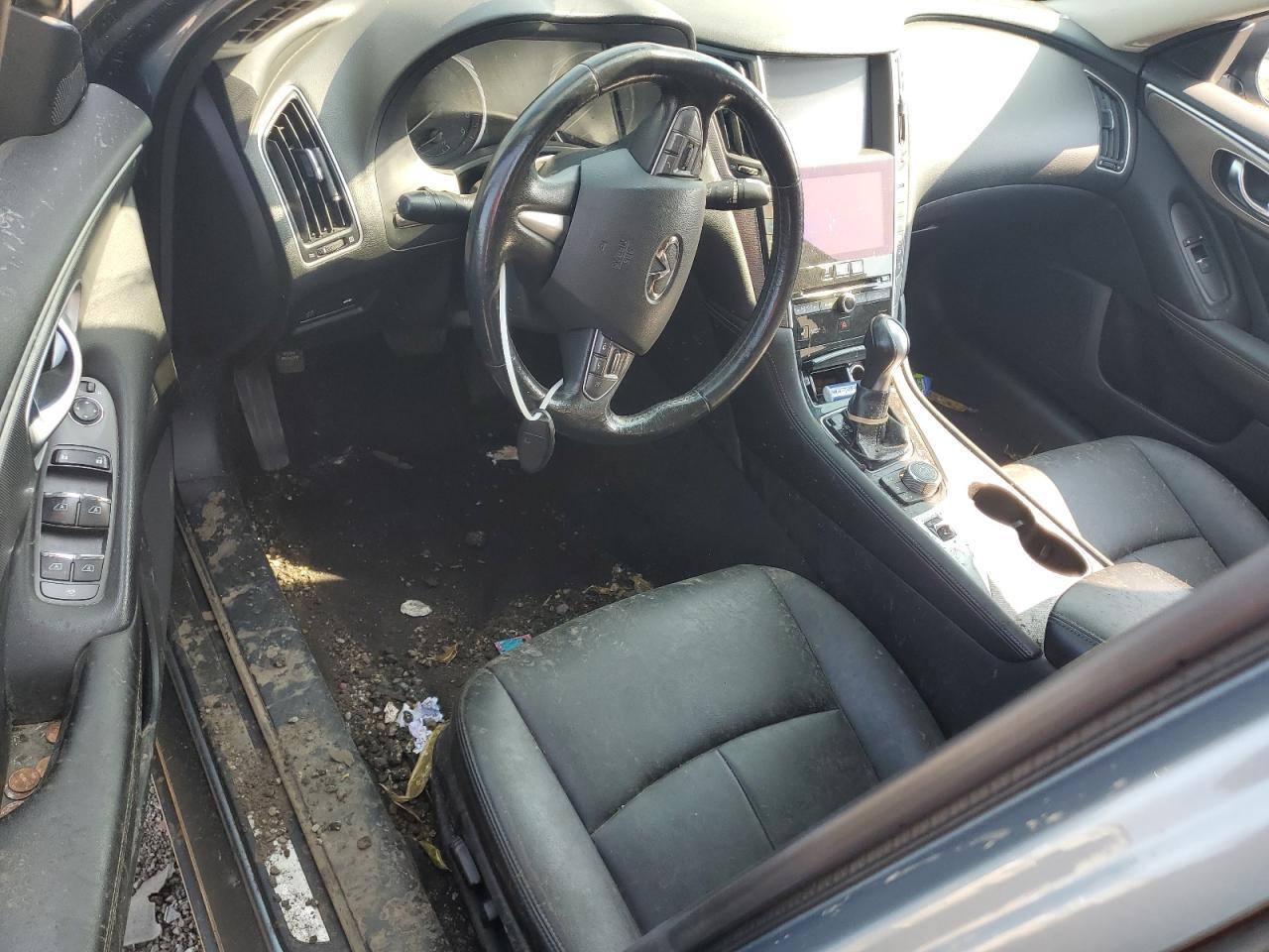 2015 INFINITI Q50