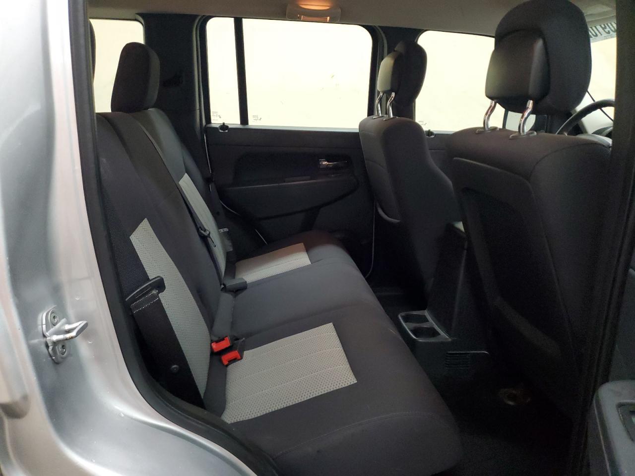 2010 JEEP Liberty