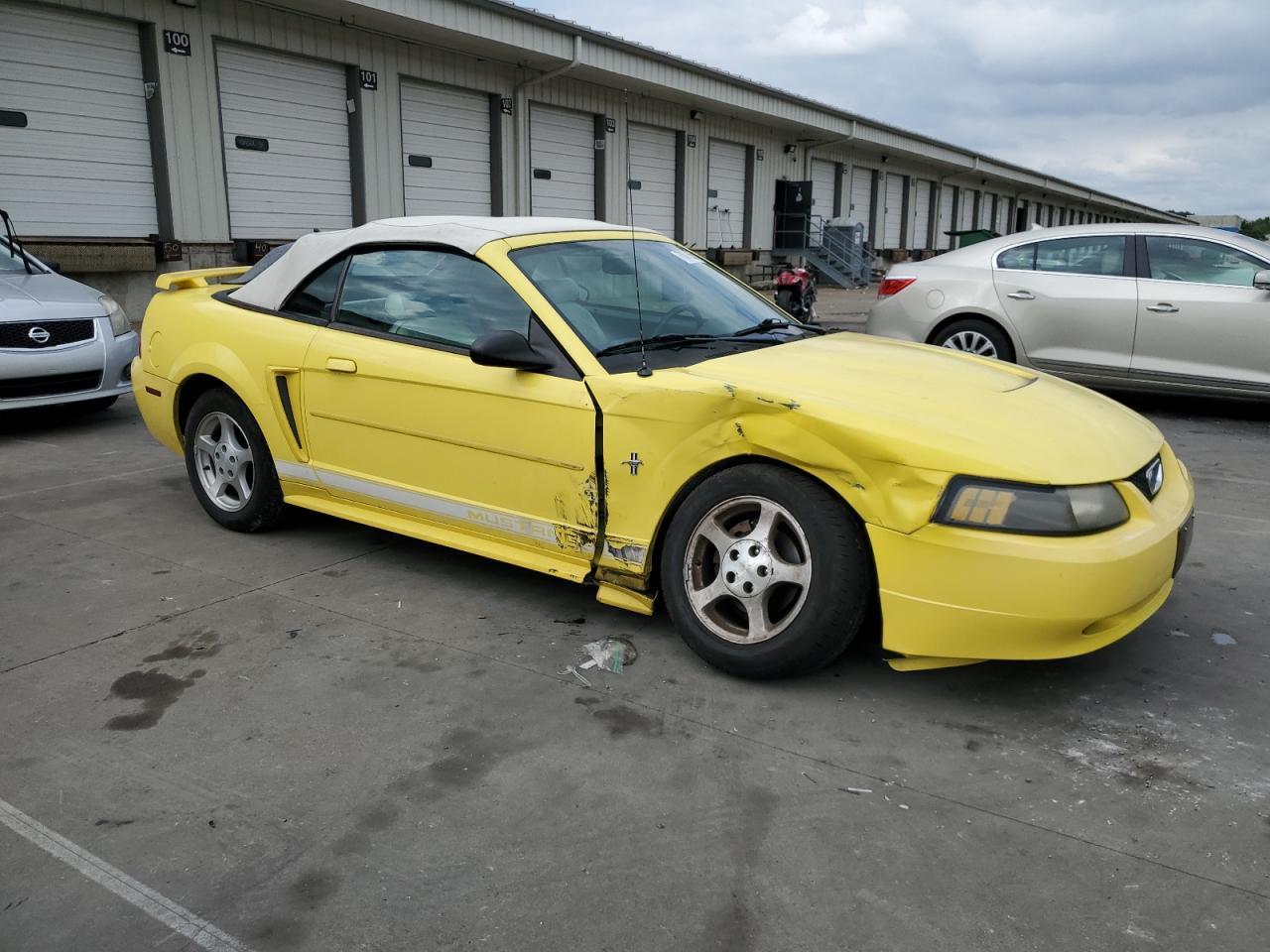 2003 FORD MUSTANG