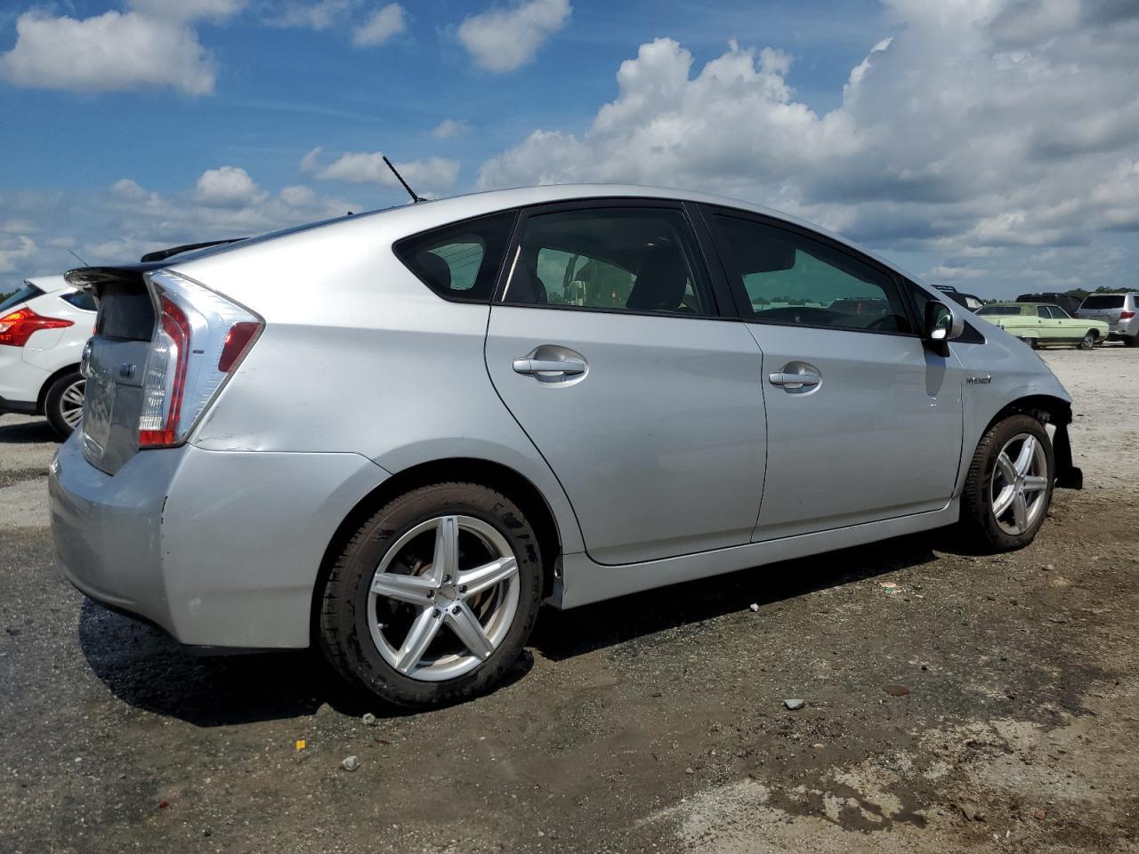 2013 TOYOTA PRIUS