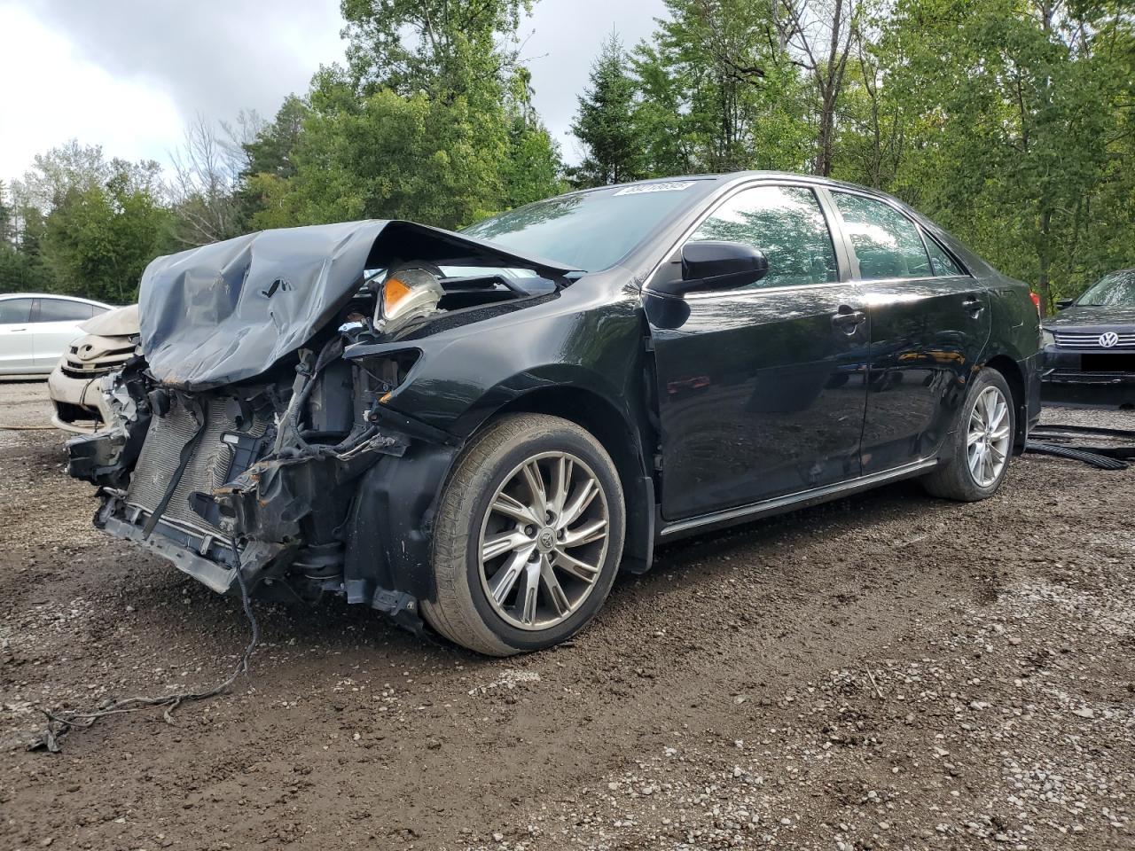 2014 TOYOTA CAMRY