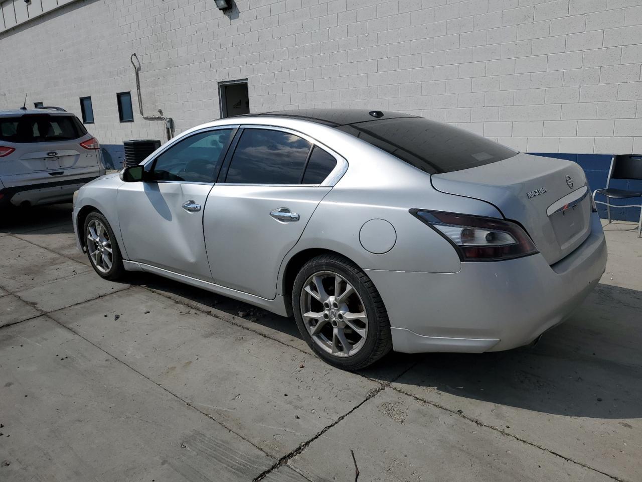 2013 NISSAN Maxima