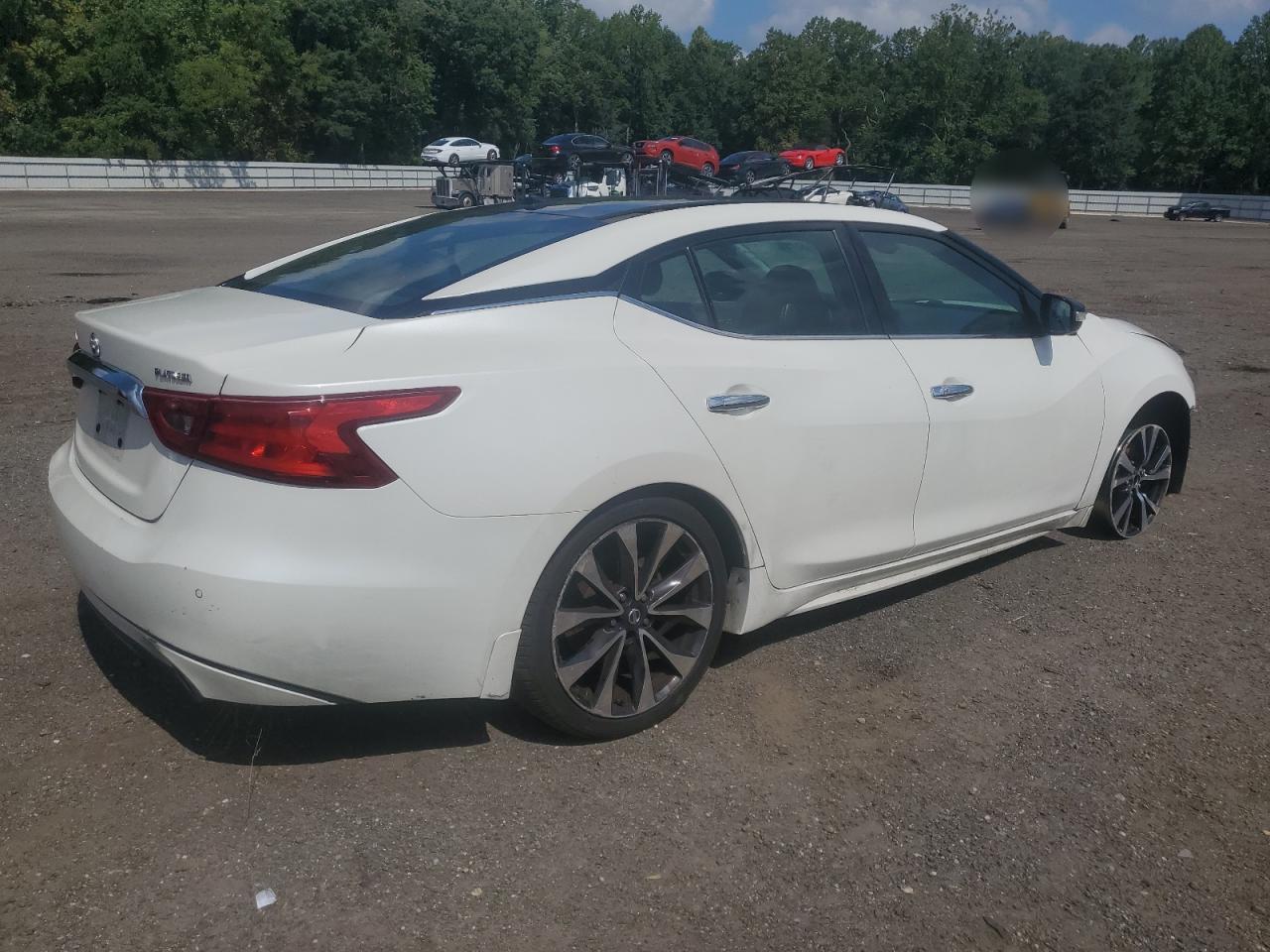2017 NISSAN Maxima