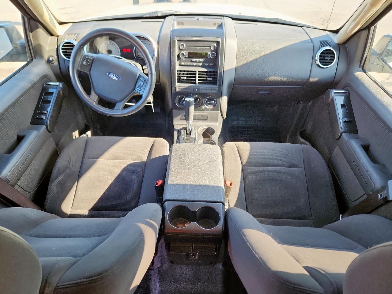 2010 FORD Explorer Sport Trac