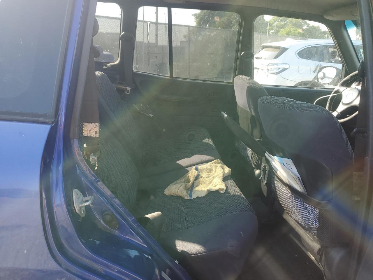2000 TOYOTA RAV4