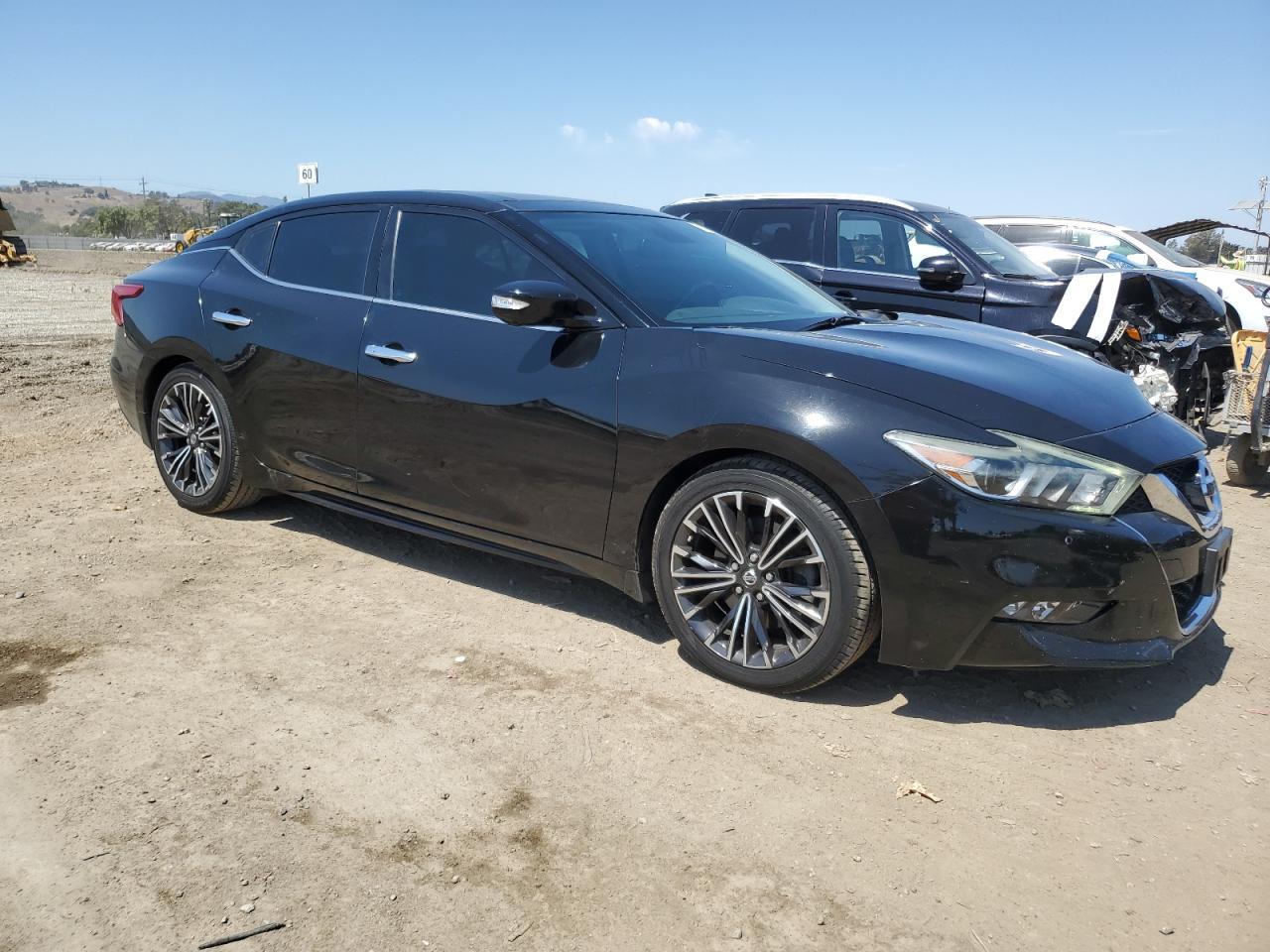 2017 NISSAN Maxima