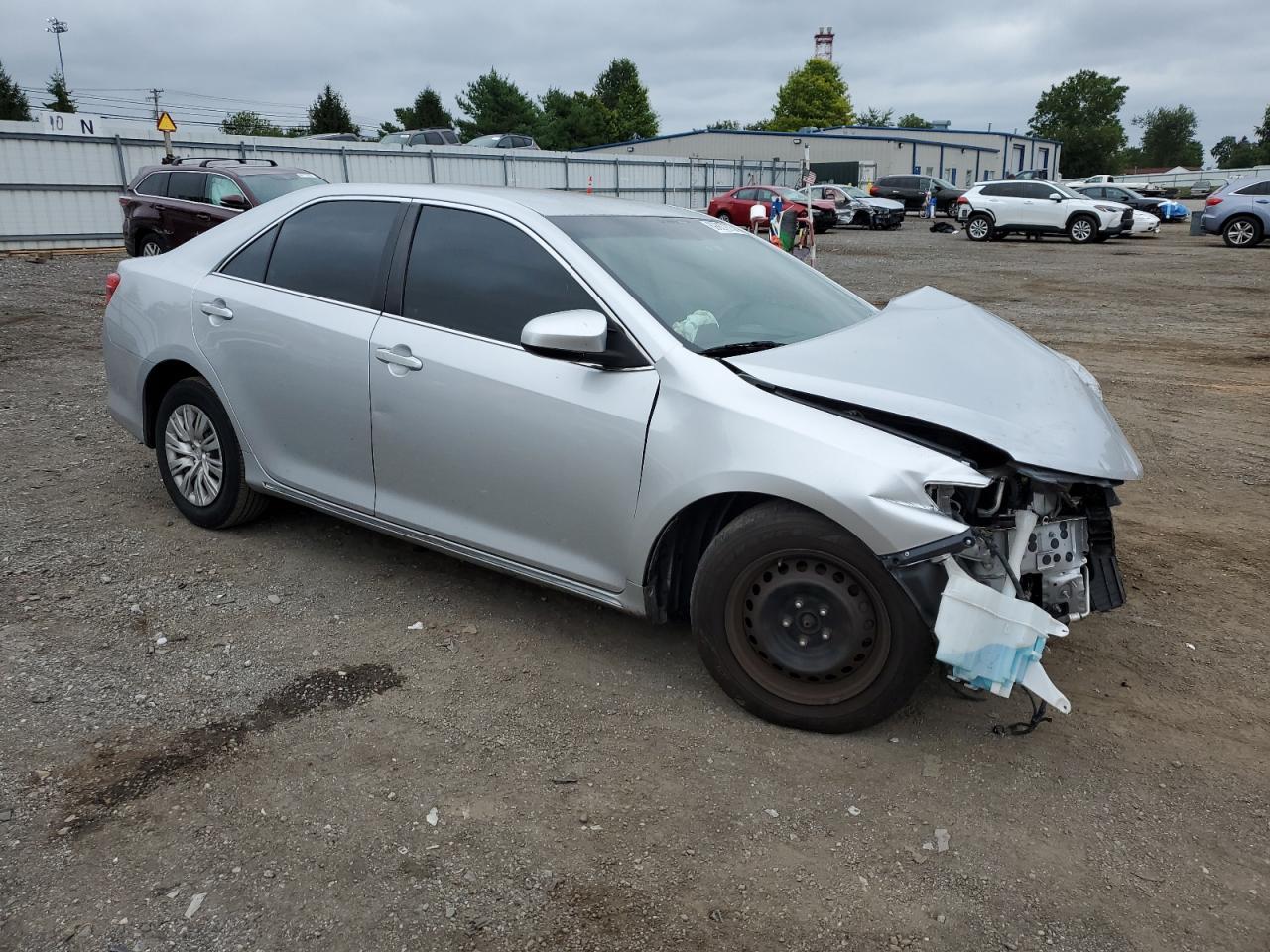 2014 TOYOTA CAMRY