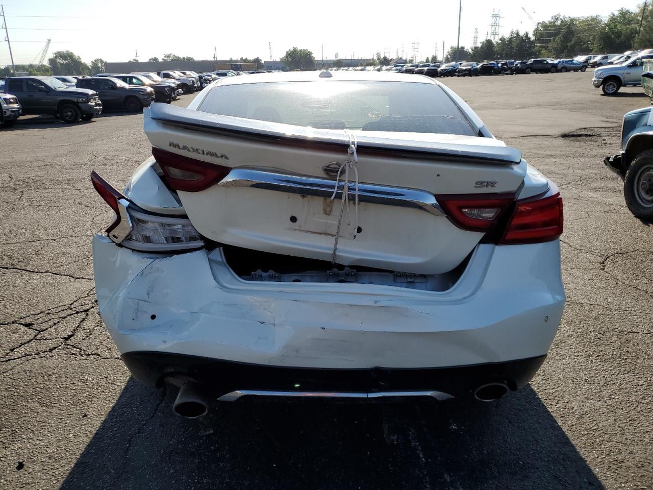 2017 NISSAN Maxima