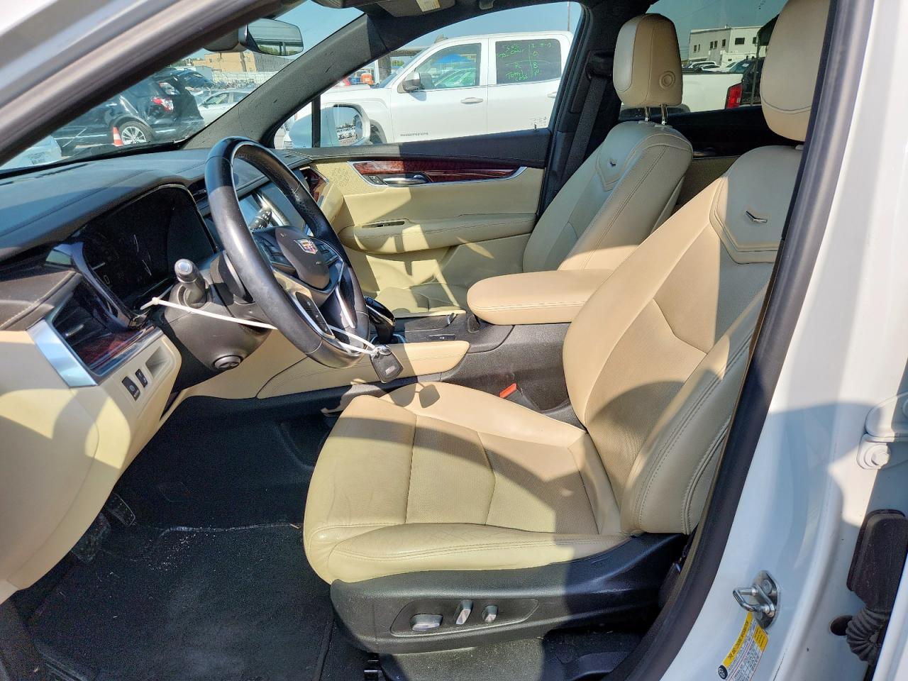 2018 CADILLAC XT5