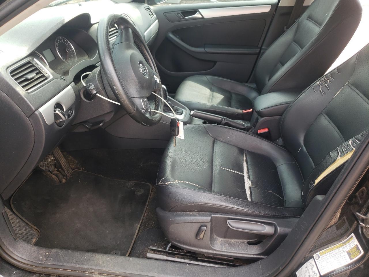 2013 VOLKSWAGEN JETTA