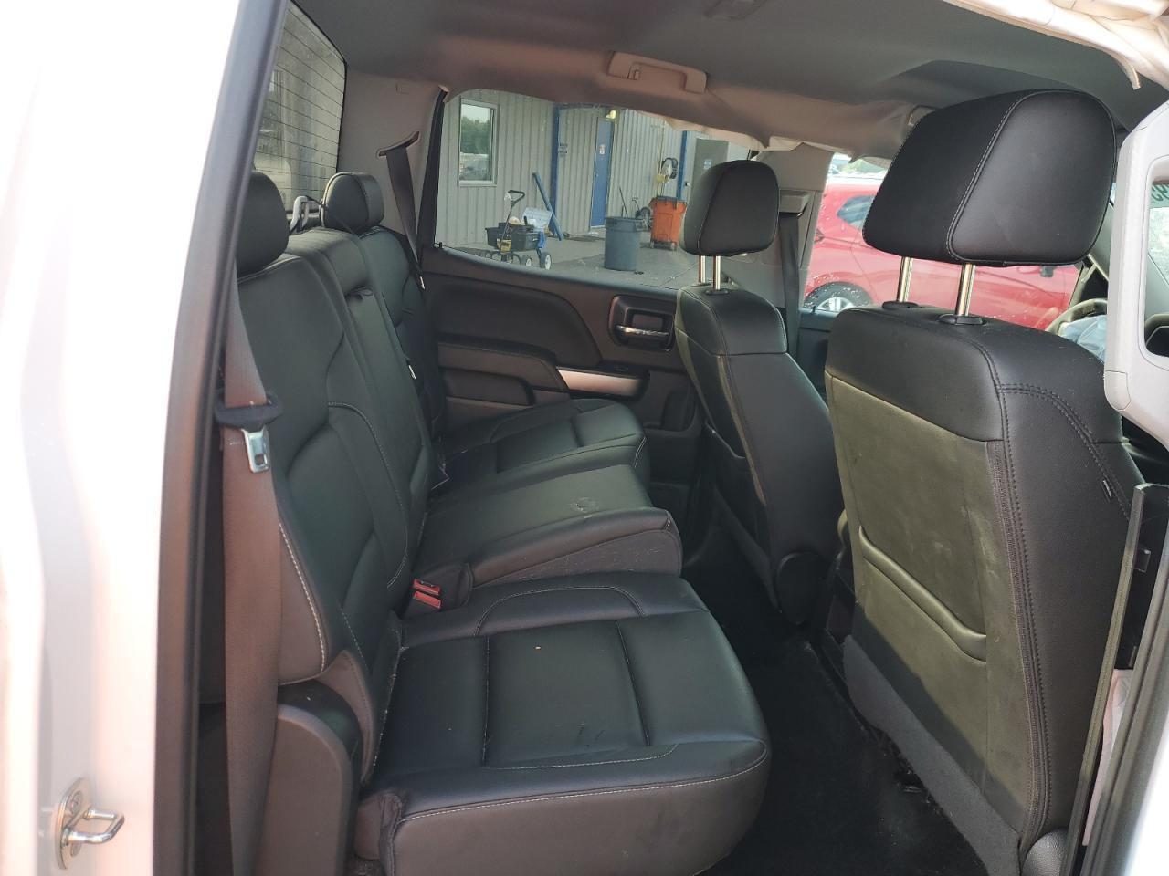 2018 CHEVROLET Silverado
