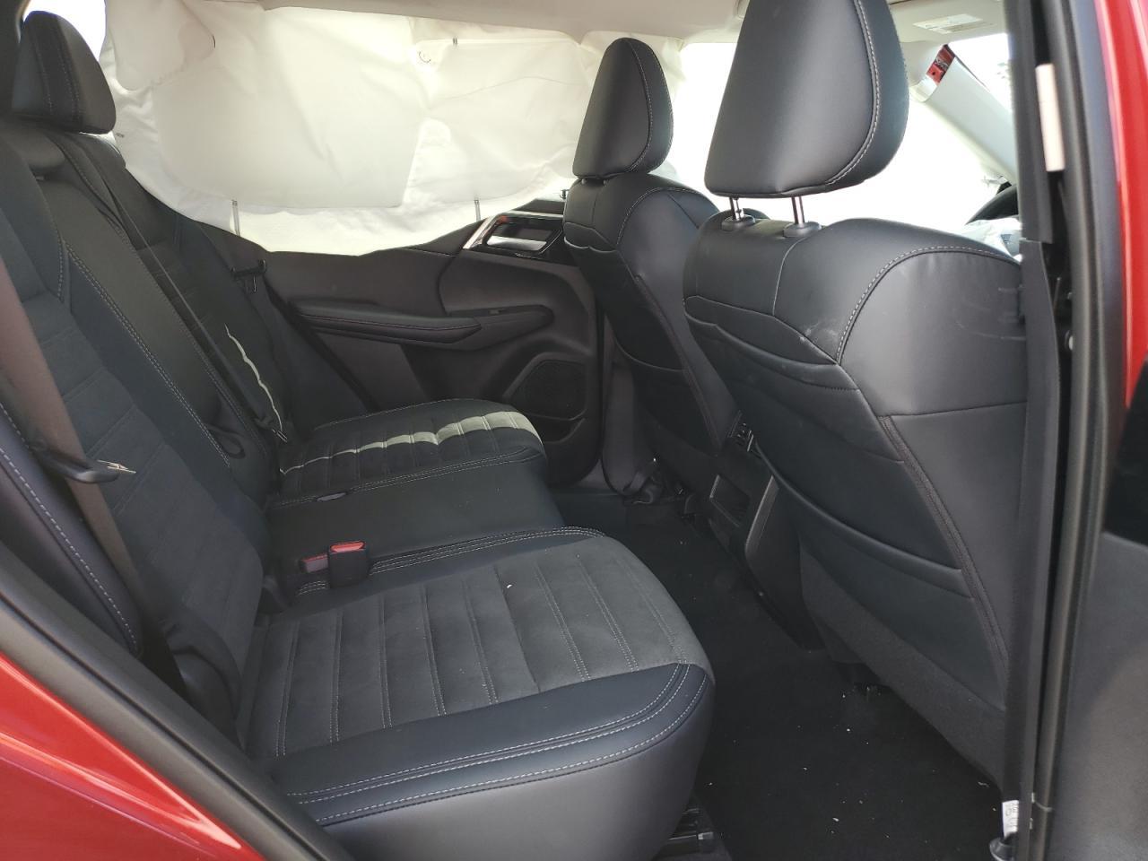 2024 MITSUBISHI outlander