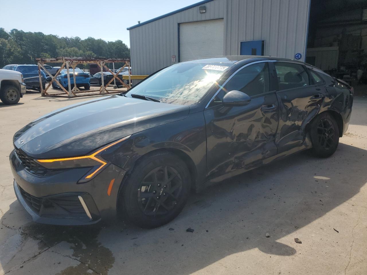 2025 KIA K5