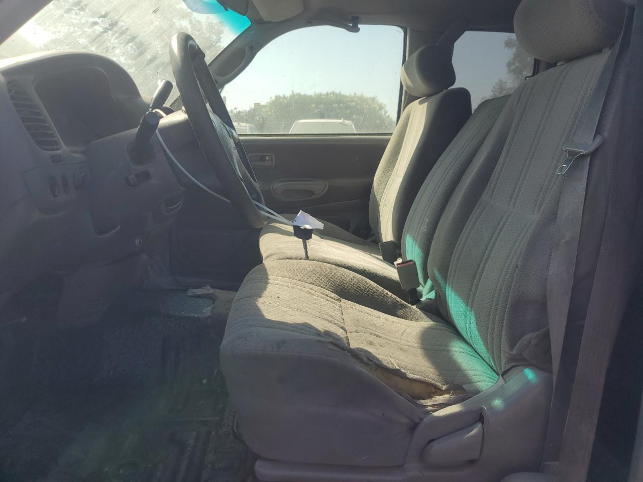 2002 TOYOTA TUNDRA
