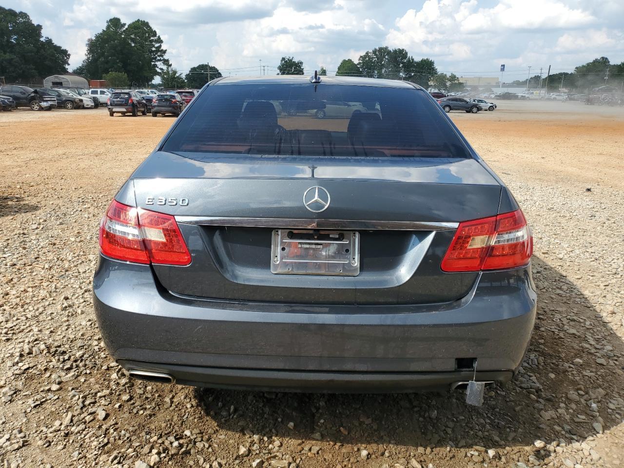 2010 MERCEDES-BENZ E-Class