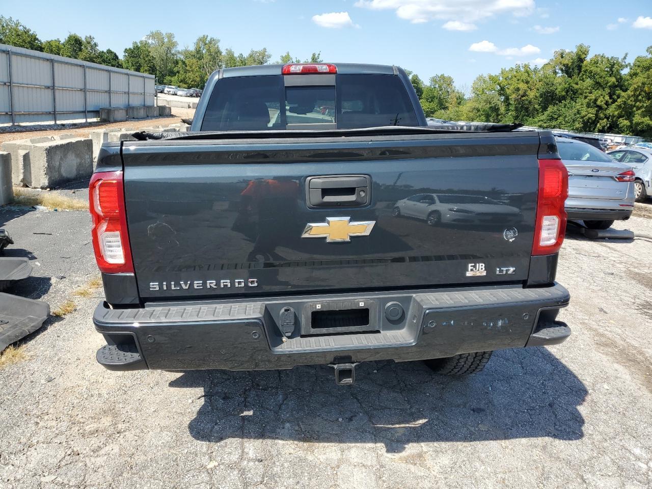 2017 CHEVROLET Silverado
