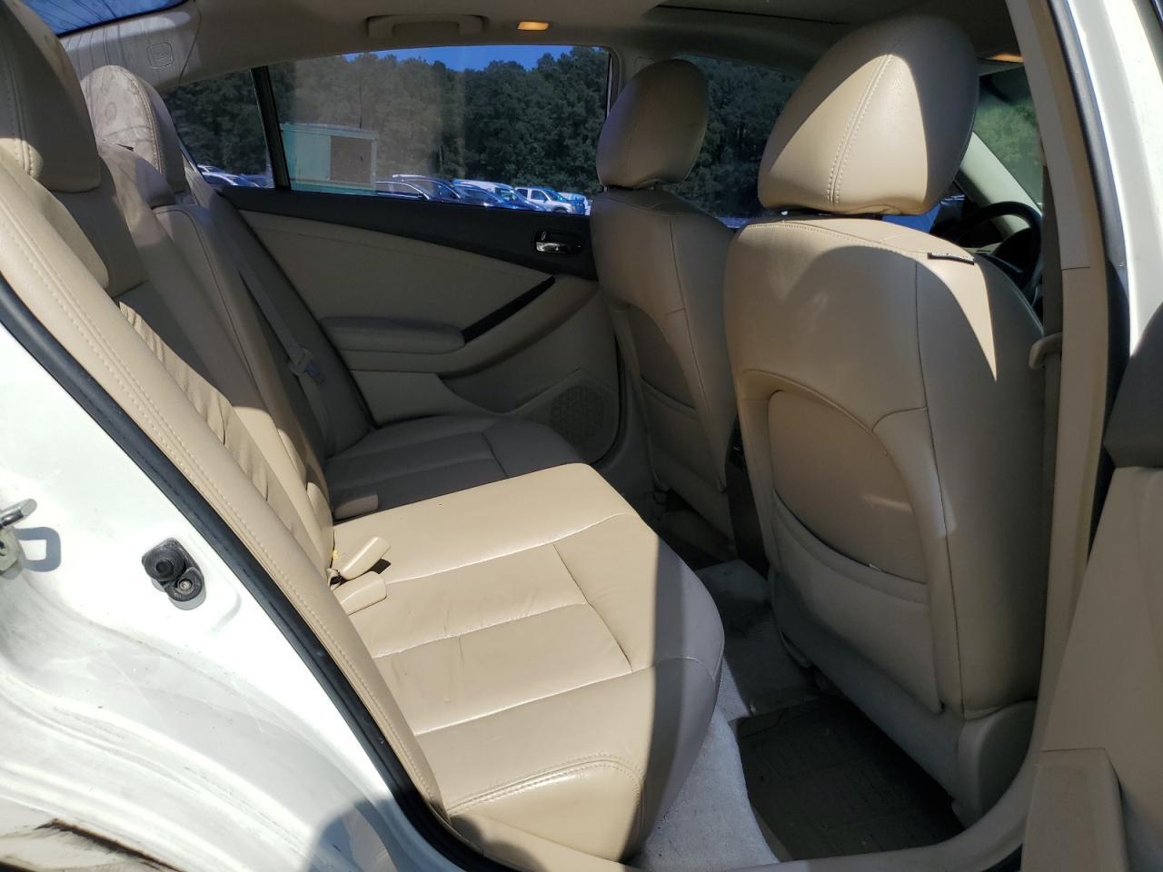 2011 NISSAN ALTIMA
