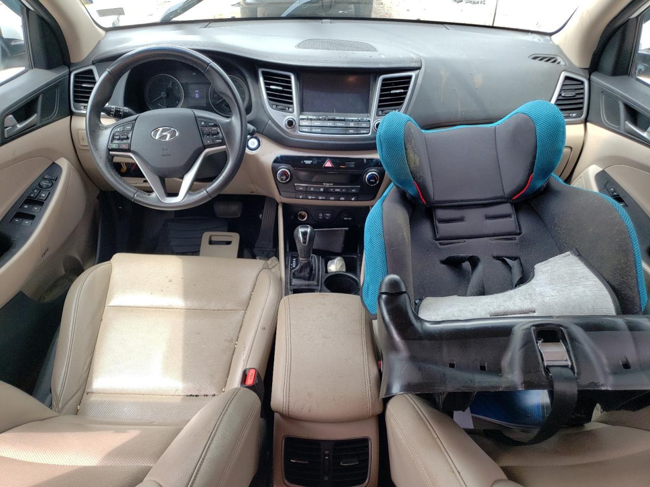 2017 HYUNDAI TUCSON