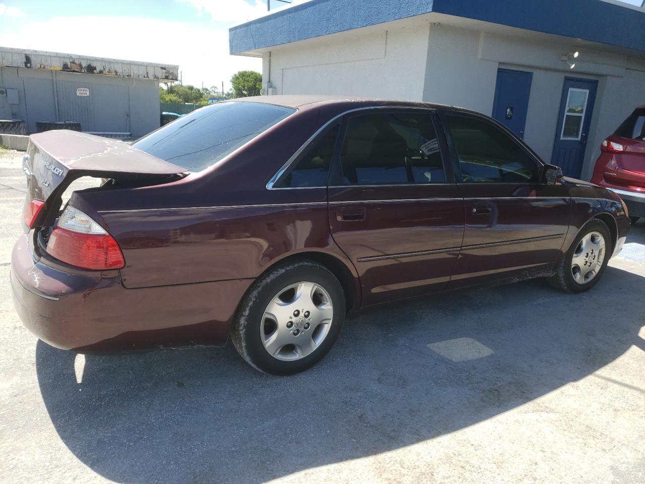 2003 TOYOTA Avalon