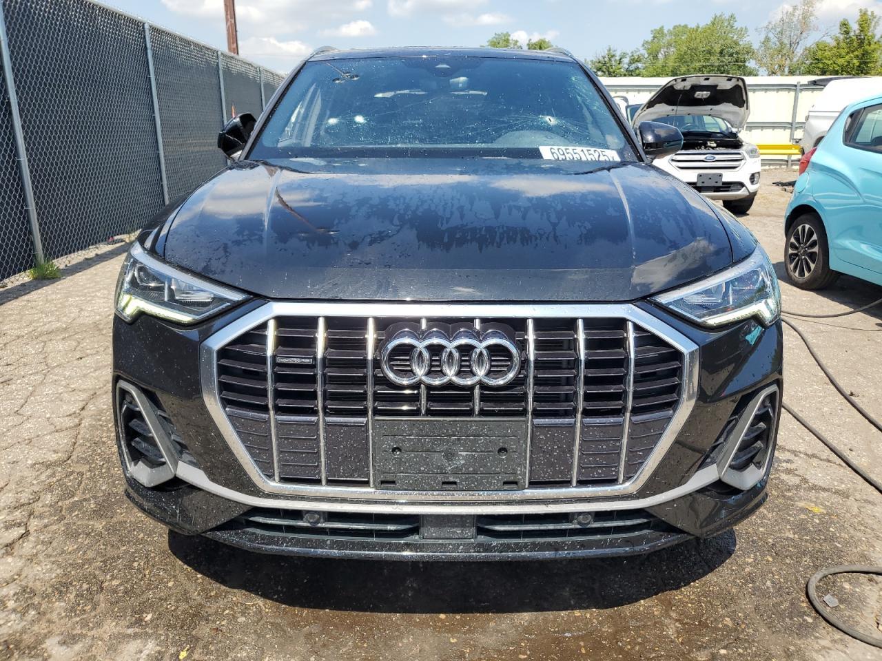 2023 AUDI Q3