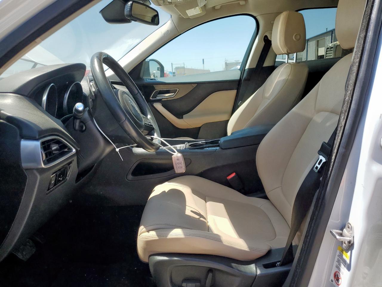 2017 JAGUAR F-Pace