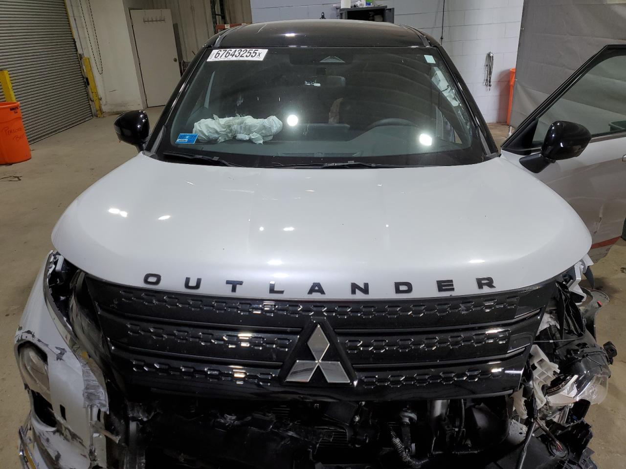 2023 MITSUBISHI outlander