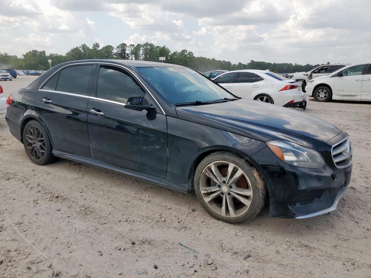 2016 MERCEDES-BENZ E-Class