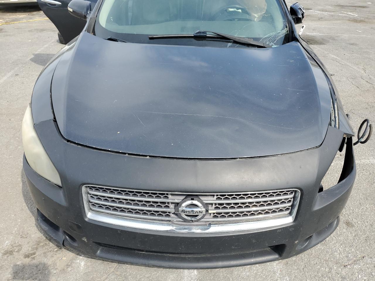 2009 NISSAN Maxima