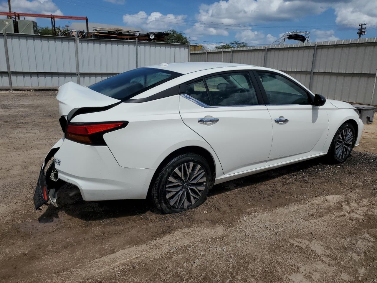 2025 NISSAN ALTIMA