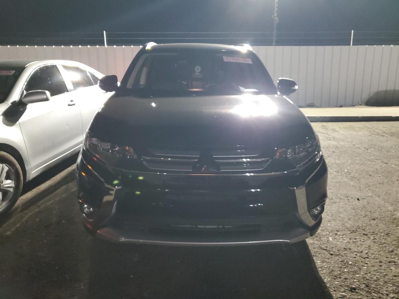 2018 MITSUBISHI outlander